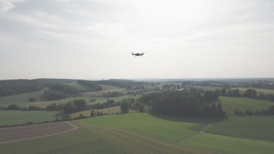 Gdzie są dozwolone loty dronem?